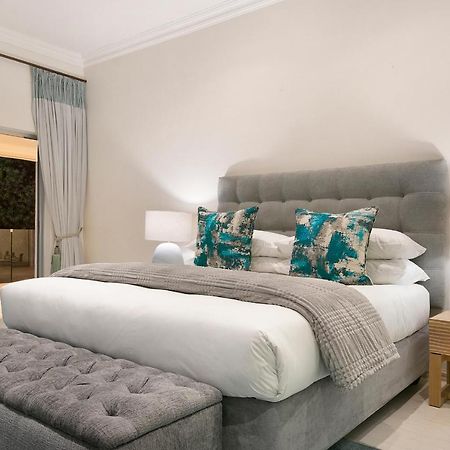 Luxury Serviced Mountain Villa In Constantia Cape Town Luaran gambar
