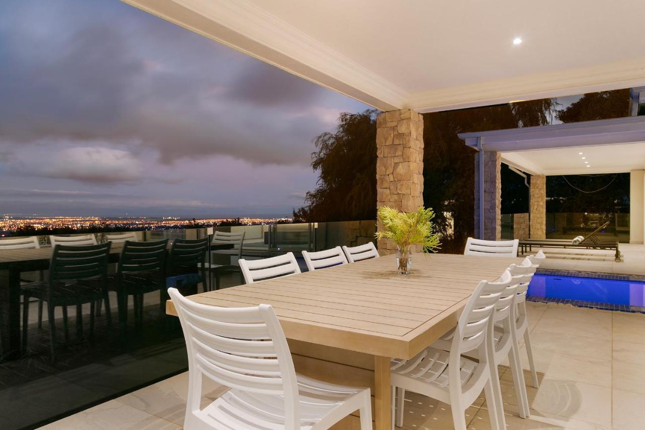Luxury Serviced Mountain Villa In Constantia Cape Town Luaran gambar