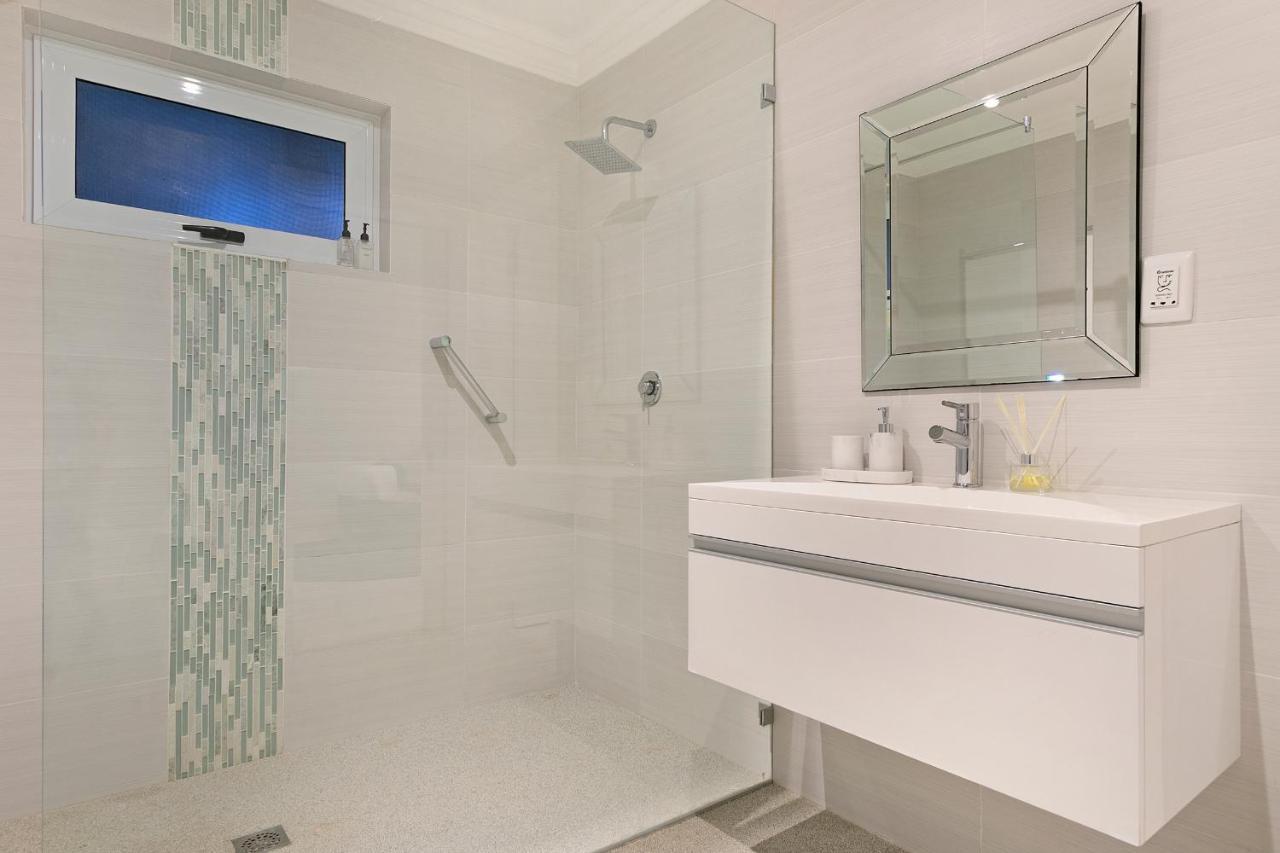 Luxury Serviced Mountain Villa In Constantia Cape Town Luaran gambar