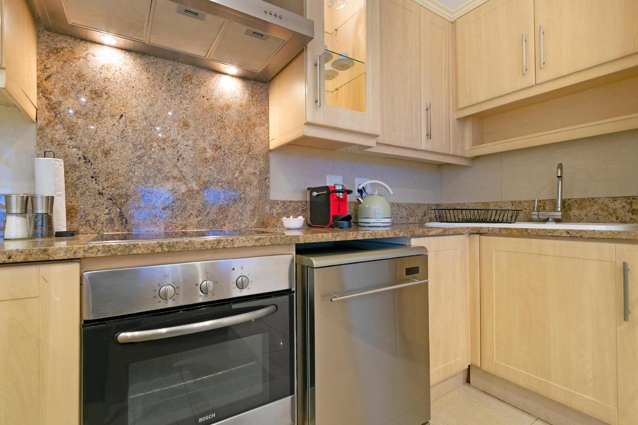Luxury Serviced Mountain Villa In Constantia Cape Town Luaran gambar