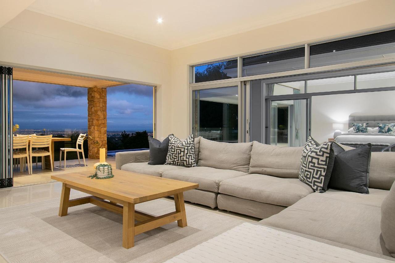 Luxury Serviced Mountain Villa In Constantia Cape Town Luaran gambar